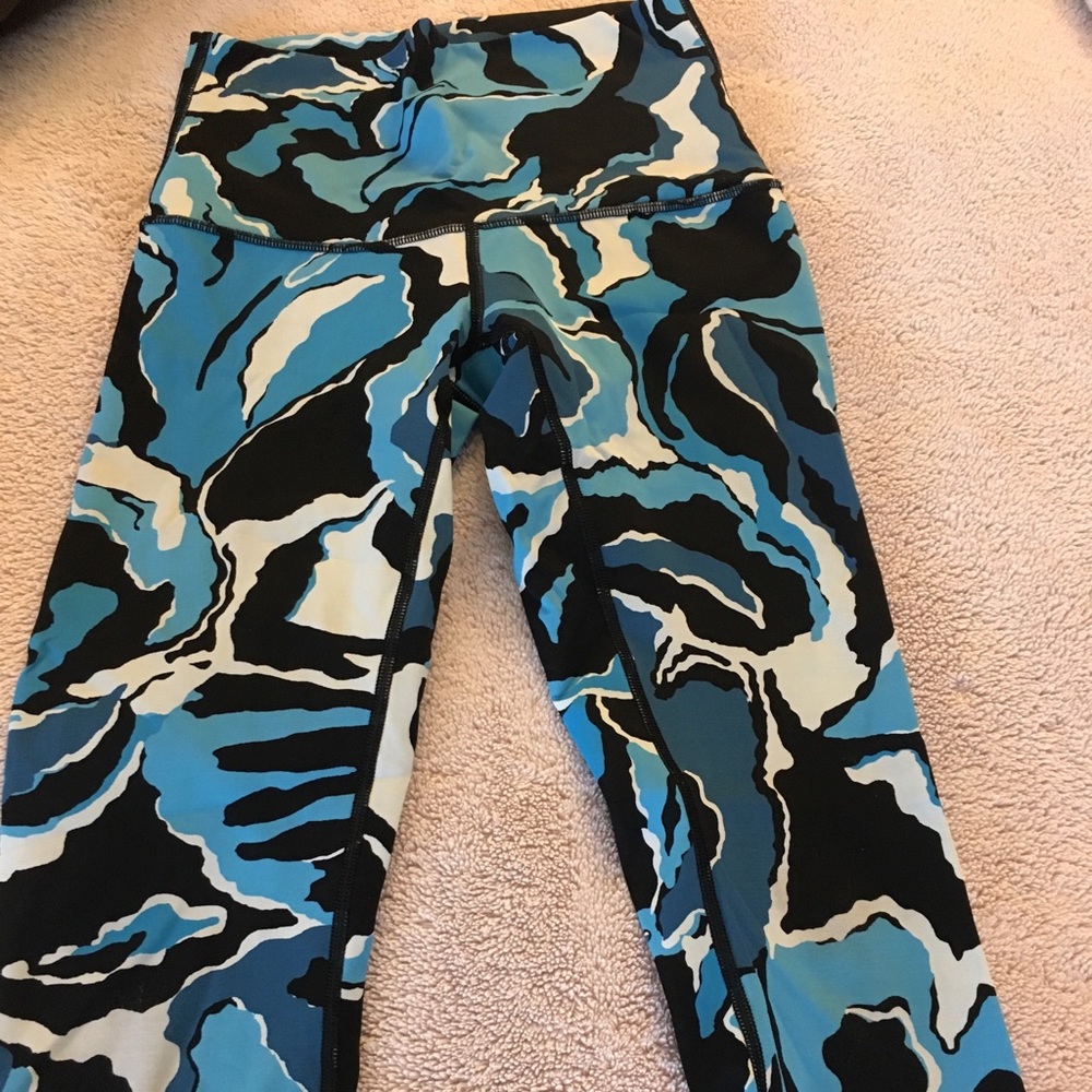 lululemon Wunder Under high waist size 4 legging - Picture 5 of 7